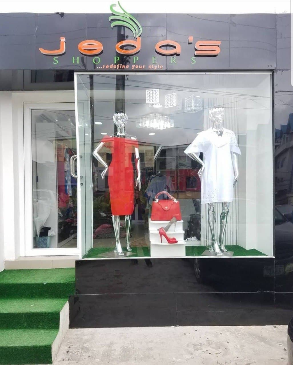 Jeda's Shoppers storefront